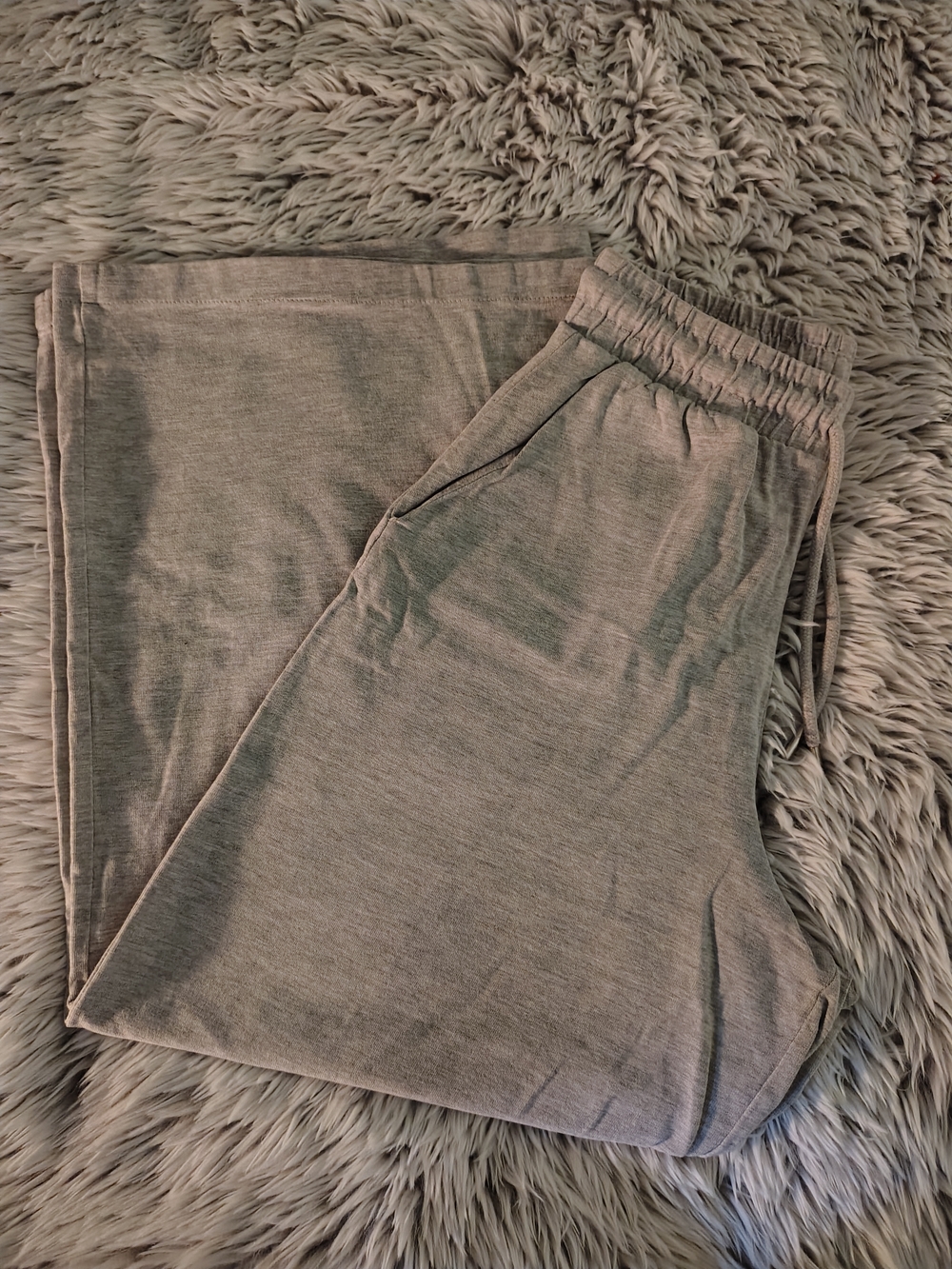 Zara Women's Jogger Sweatpants in Grey